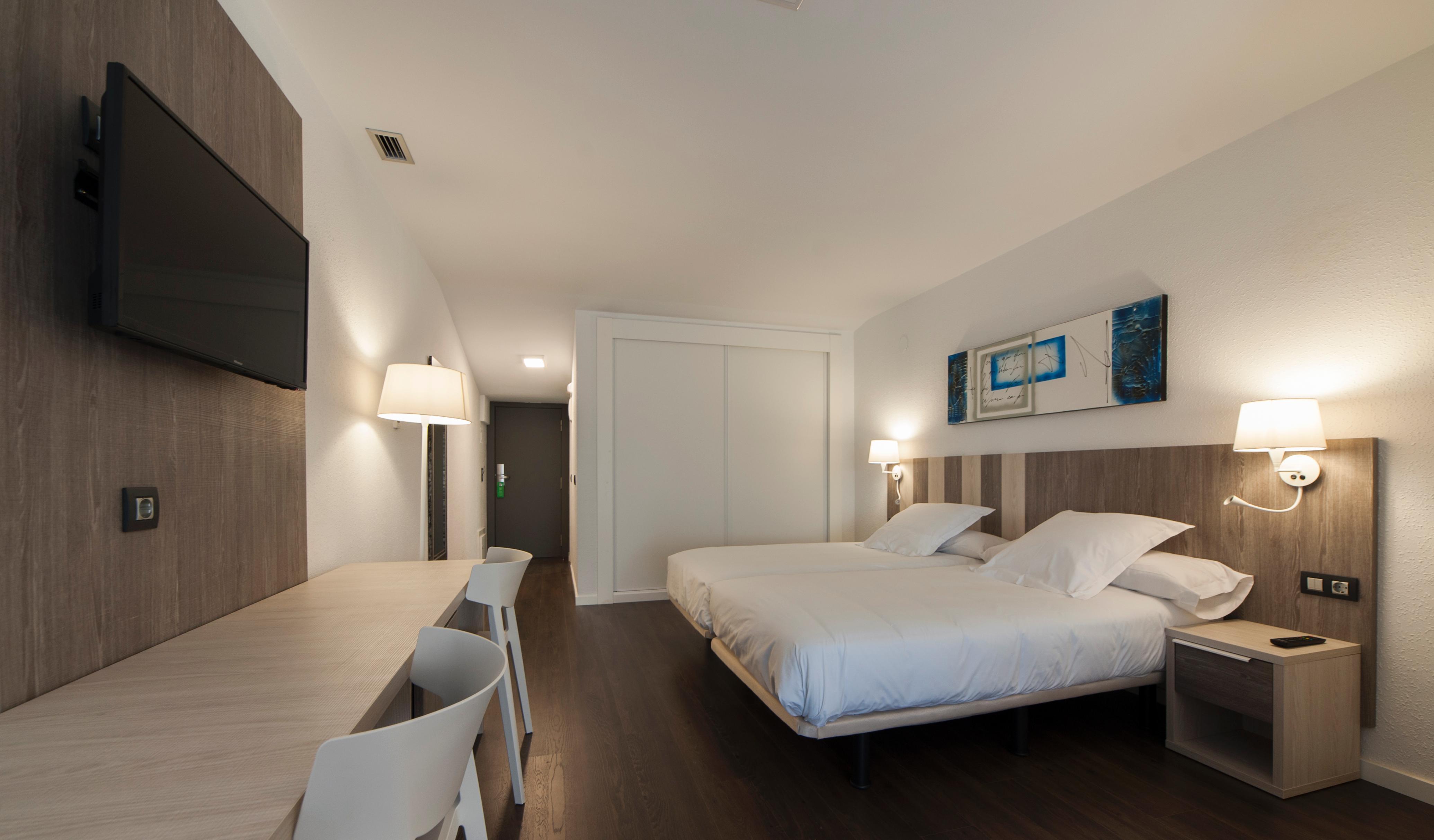 Hotel La Palma De Llanes Bagian luar foto