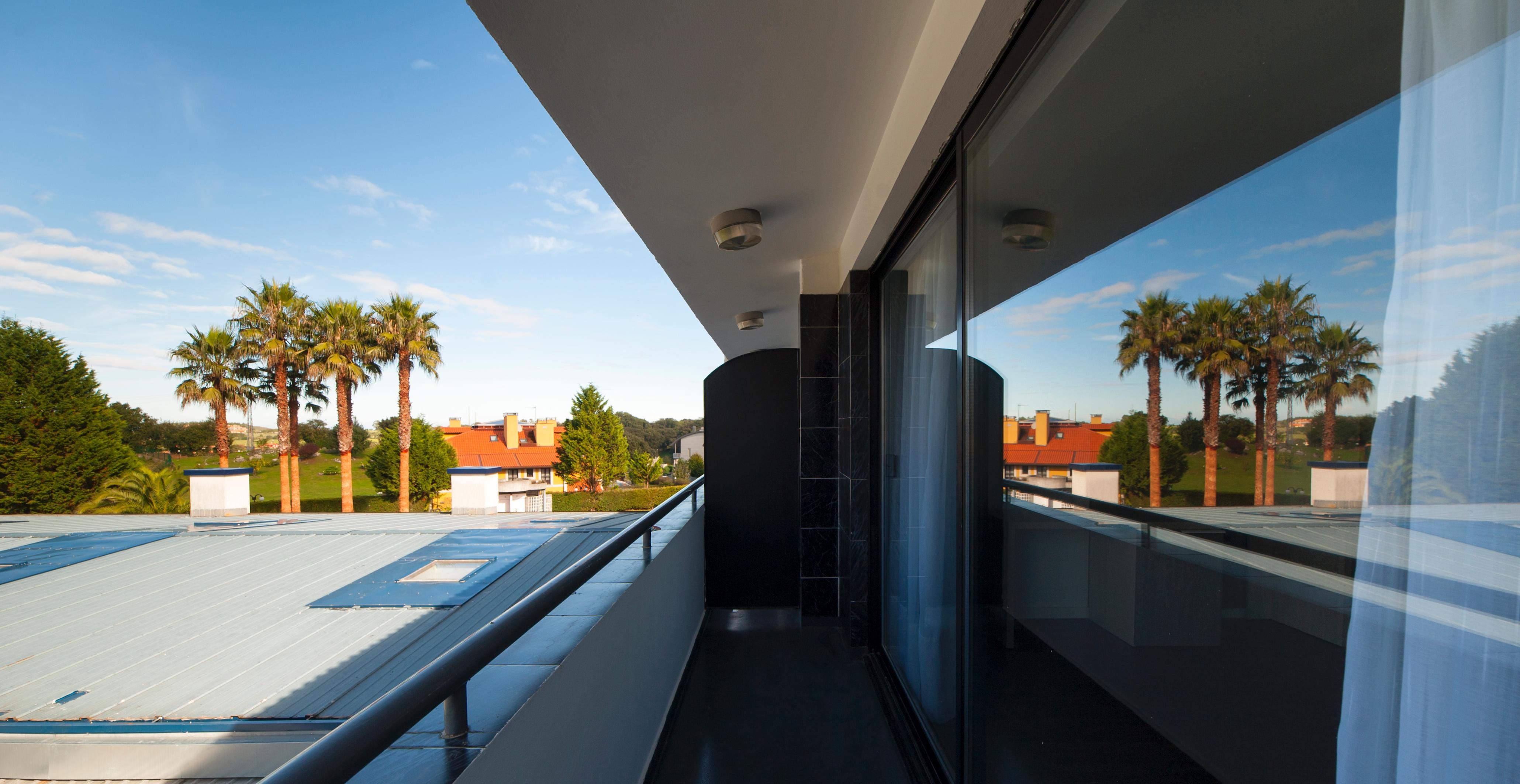 Hotel La Palma De Llanes Bagian luar foto