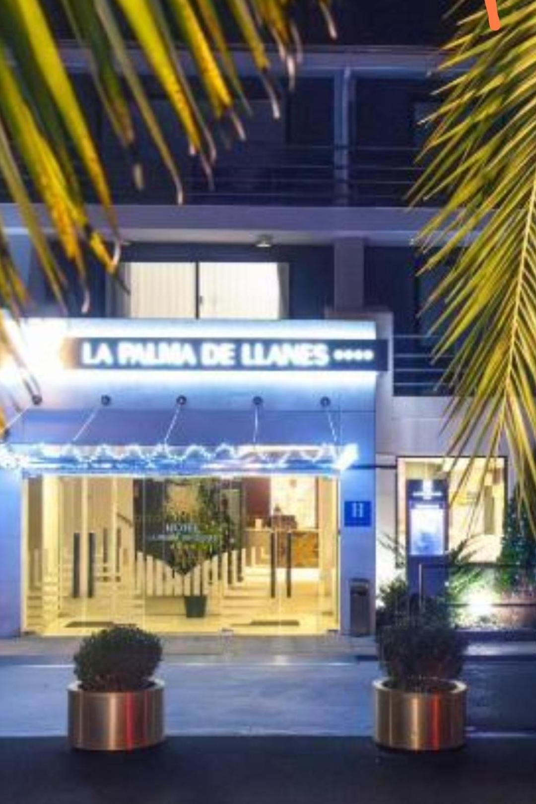 Hotel La Palma De Llanes Bagian luar foto